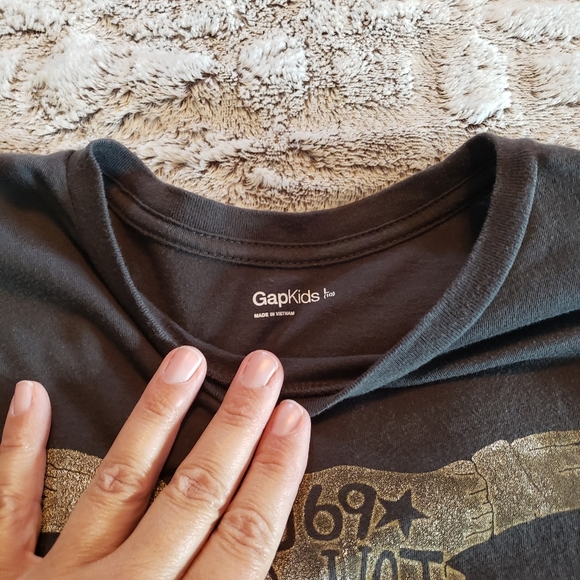 ‼️SOLD‼️ 2 GAP boys tshirts sz 12 - Picture 2 of 9